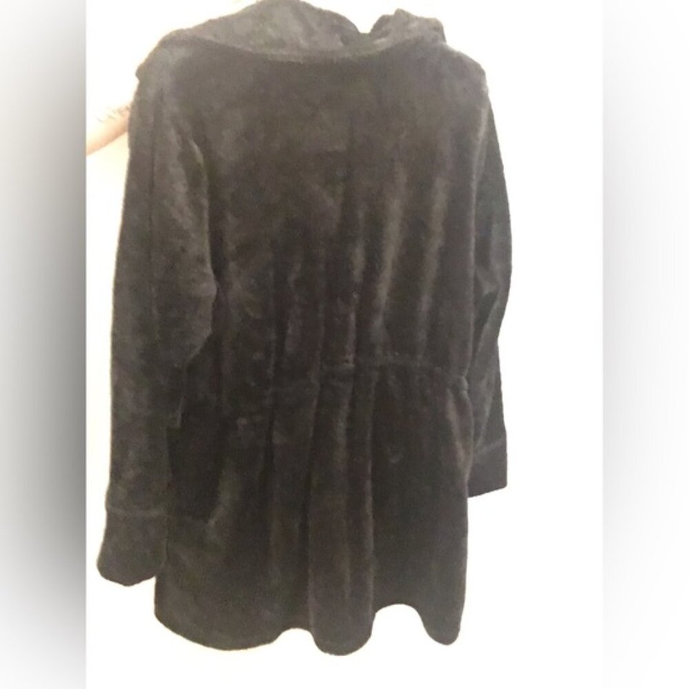 Velour-style bath robe
